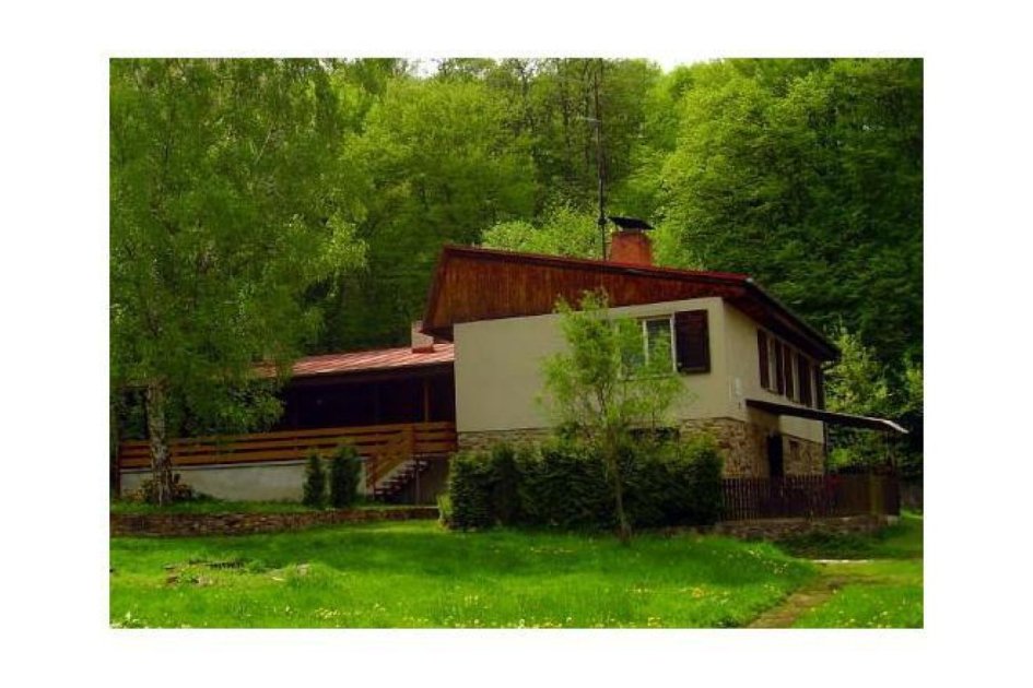 Chata Na louce – ubytování na Vranovské přehradě v Lančovské zátoce