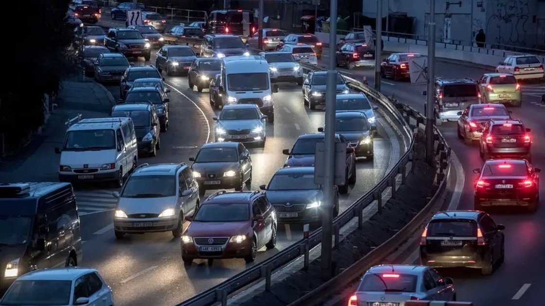 Praha 8: dopravní kolaps díky 20 letům ignorování koncepce – díl 1